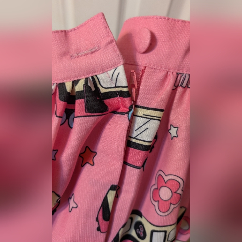 Barbie x Unique Vintage 1970s Pink Barbie Bus Gellar Swing Skirt - L/10-12 - Picture 5 of 8